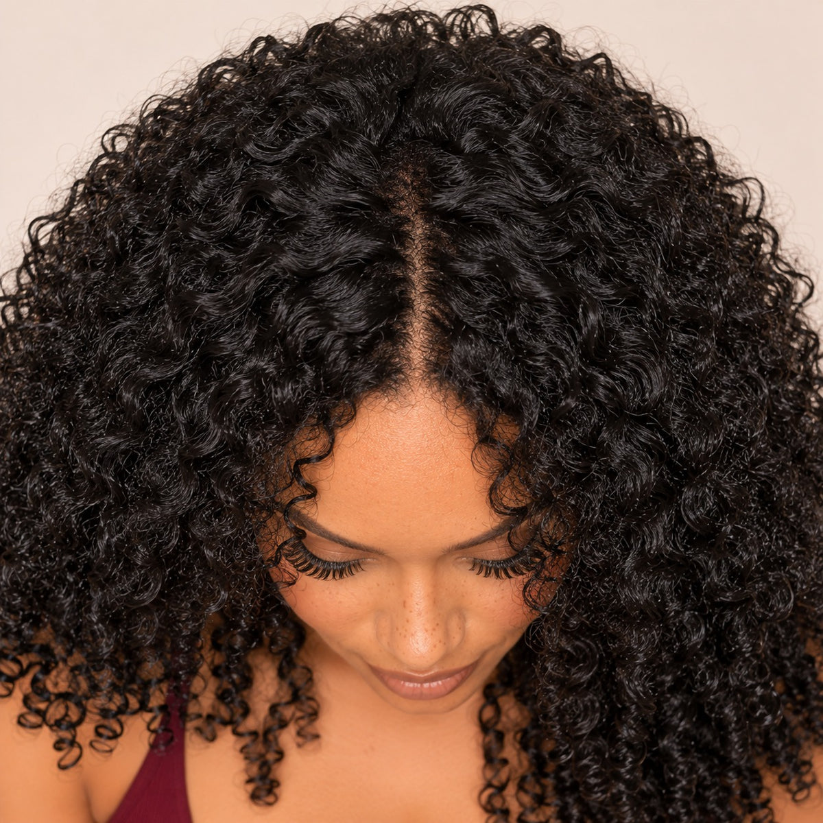 Perruque V-part kinky curly – ligne frontale