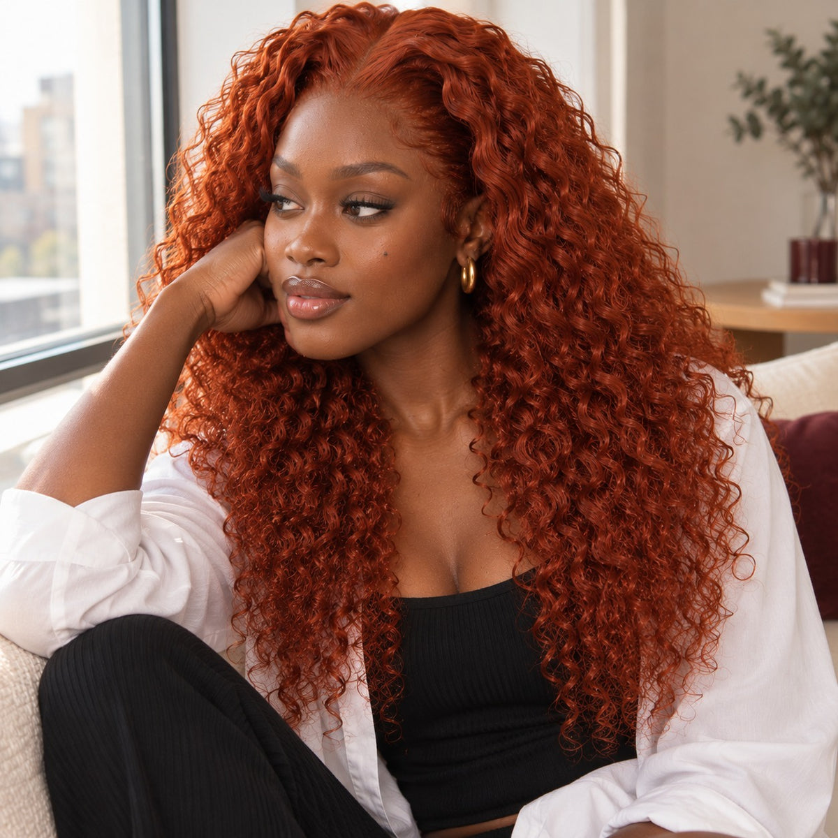 Perruque rousse bouclée ginger – en situation