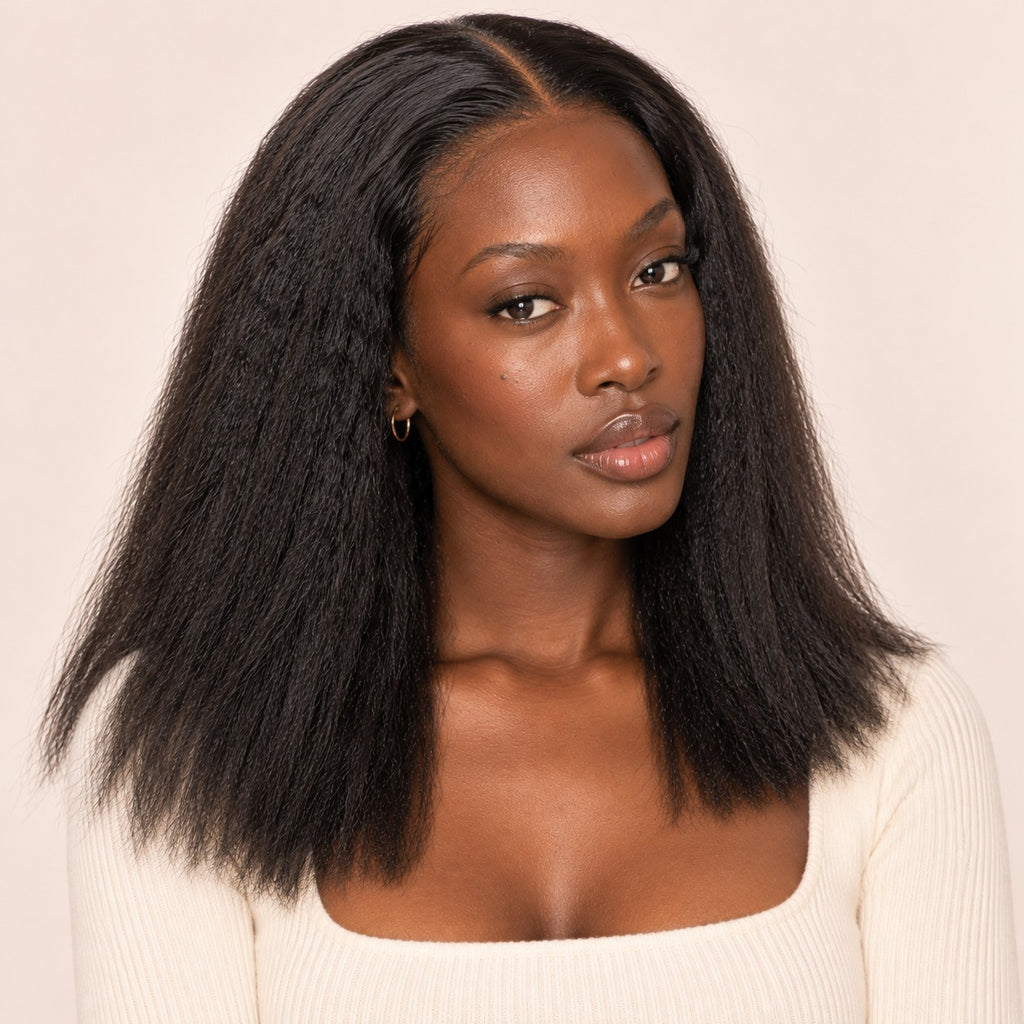 Perruque lace front kinky straight – portée par une autre mannequin