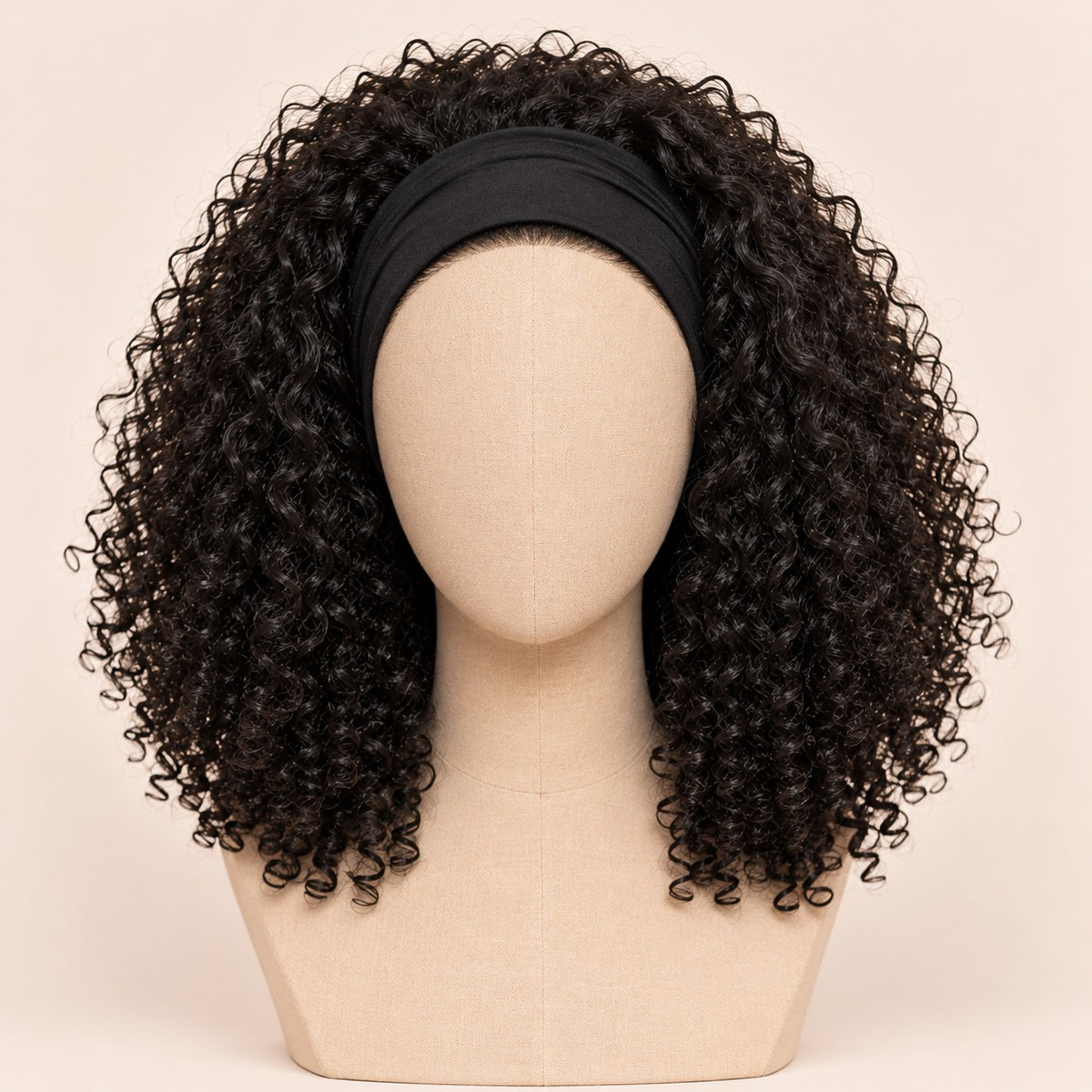 Perruque bandeau afro bouclée – sur tête de mannequin